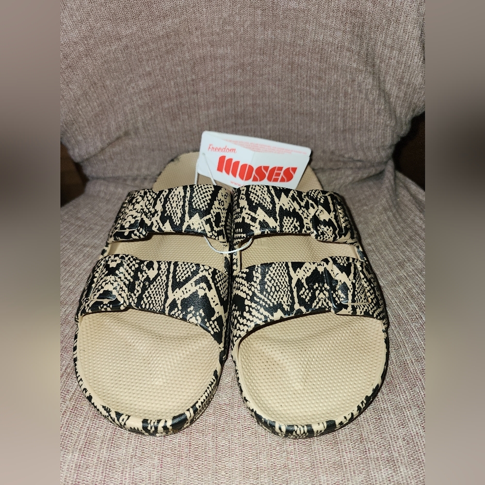 Freedom Moses Cobra Slides